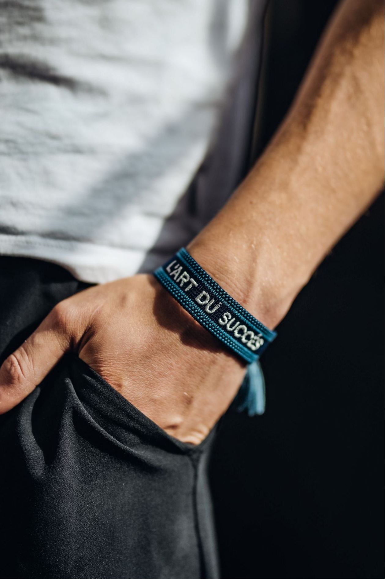 L'art Du Succés Wristband - Blue